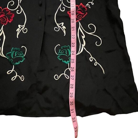 Diane Von Furstenberg ~Silk Assets ~ 100% Silk ~Black Button Down Tunic ~ size M - Picture 8 of 10